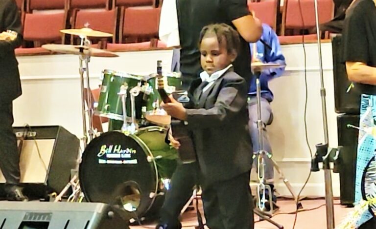 Guitar Protégé