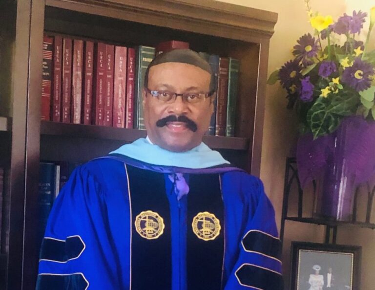<strong>New Scholarship to Honor Longtime UTC Executive Dr. Richard Brown</strong>