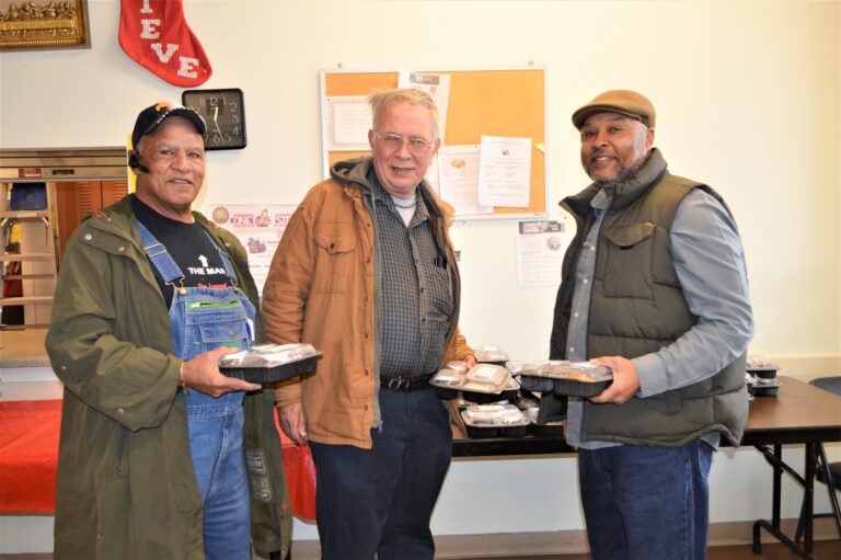 Mary Walker Foundation delivers lunch to residents of Chattanooga’s Mary Walker Towers