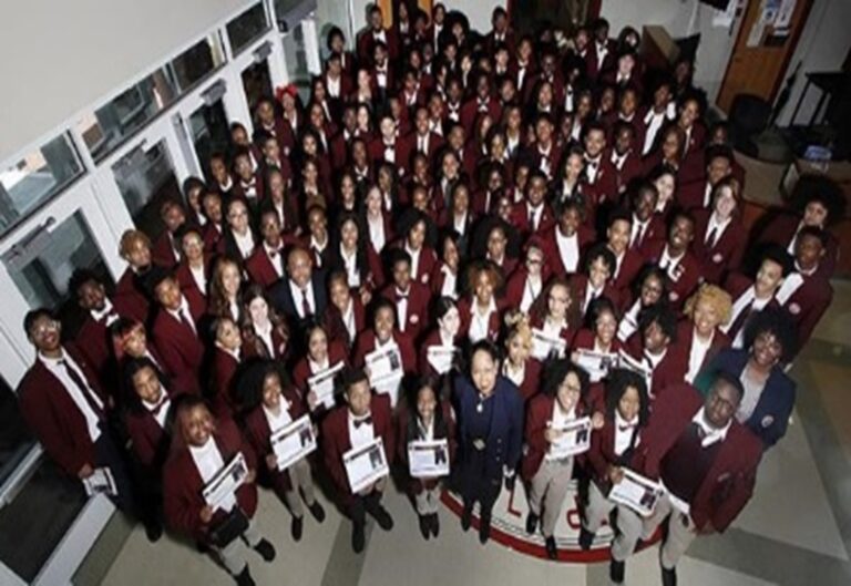 All 134 Graduates at Predominantly Black High School Accepted to College, Offered $50M in Scholarships 
