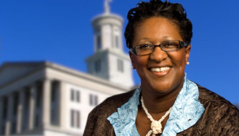 CAMPER REMAINS DEMOCRATIC LEADER/CLEMMONS REMAINS CAUCUS CHAIR
